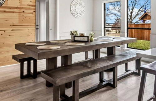 Jacuzzi Lakefront Home w/ Game room+play structure - Foto 1