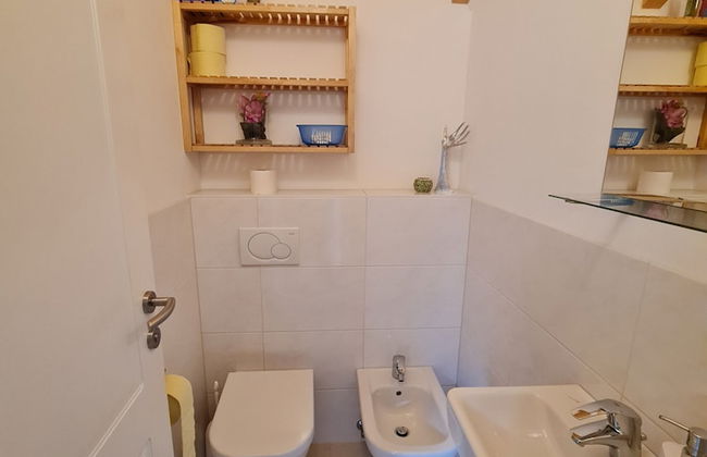 Lux Beautiful Apartment With View - Photo 12