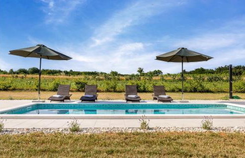 Amazing Home In Zminj - Foto 10