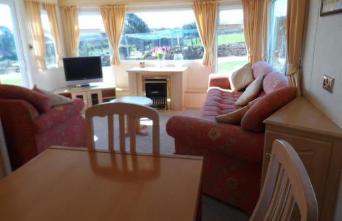 Luxury Mobile Home near Perranporth situated on a quiet farm - Photo 3