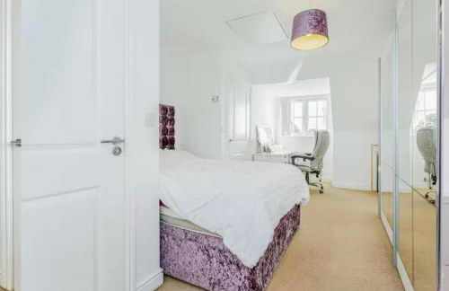 Family-Friendly 4-Bedroom House in Moston with Parking and Garden - Foto 20