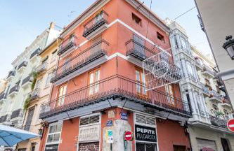 Travel Habitat Plaza de la Virgen - Photo 17