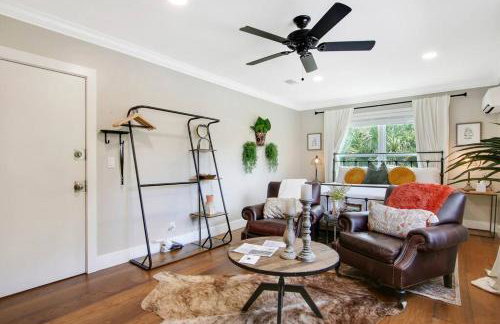 New Studio Apartment w Kitchen - A - Foto 9