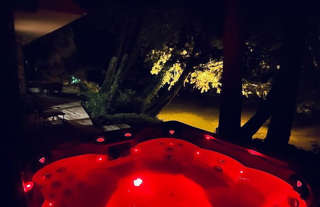 Boardman Monarch Upscale River Lodge HOT Tub! - Foto 39