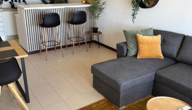 Albufeira Cozy Sea View with Balcony & Resort Access - Photo 2