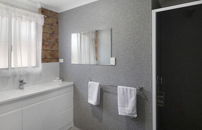 Kellraine Holiday Units - Photo 17