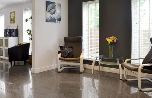 Oswald House - Photo 7