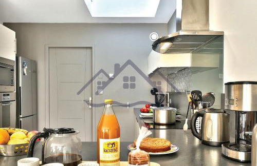 LocaLise - M7 - La grande Ty Awenig au Guilvinec - A quelques pas des plages, du marché, du centre et du port du Guilvinec - Wifi inclus - Draps inclus - Foto 9