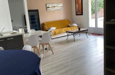 Plain pied climatisé piscine idéalement situé - Foto 22