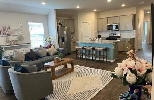 New 4BR Walk to Community Pool & Playground - Foto 46