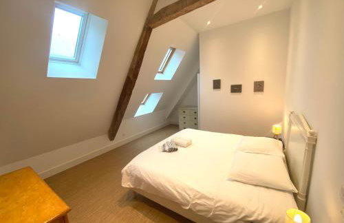 Le Pressoir du Château de Neuville - Piscine chauffée - Jeux - Forêt - Foto 28