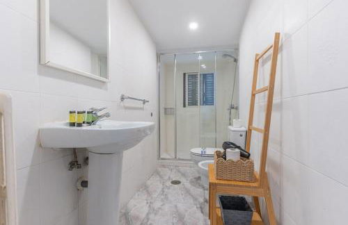 House with character charm - 3B 2B -Chamartín - Photo 21