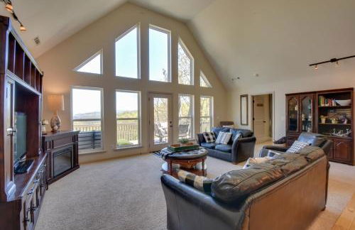 Mtn Views, Game Room, Hot Tub! Lakemont Retreat - Foto 5