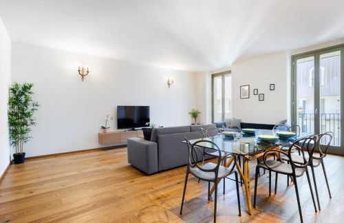 Hostdomus - Lagrange Luxury Apartment - Photo 1