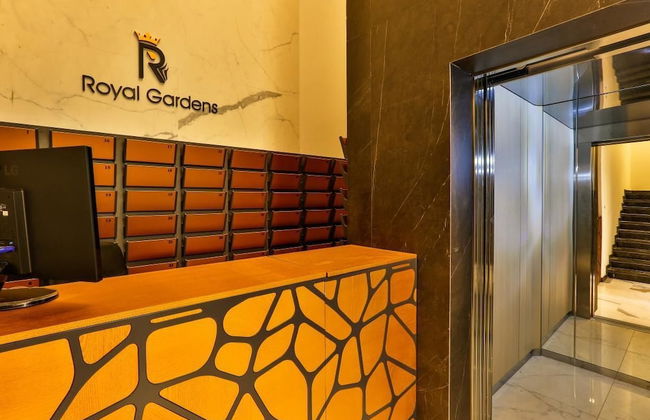 ROYAL GARDENS Apartments - Photo 5