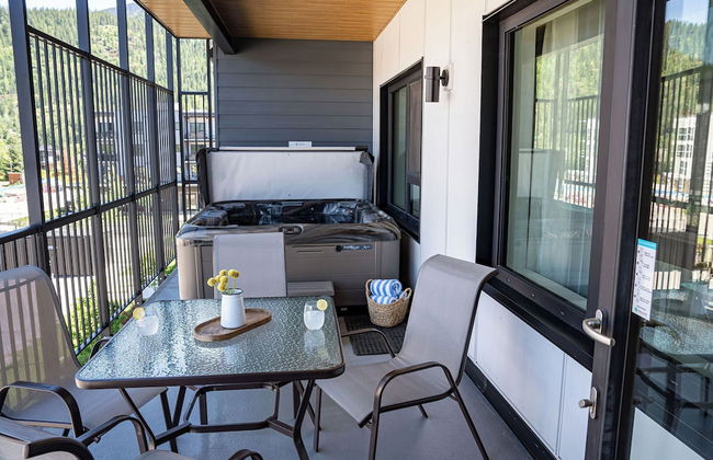 The Monashee House by Revelstoke - Photo 30