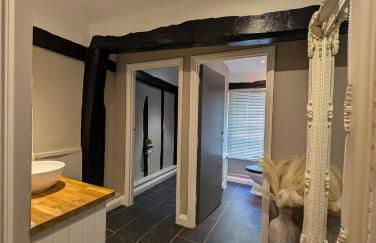 A historic Pub with a modern twist - The Greyhound - Foto 58