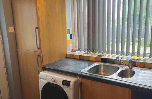 Aldwych house, For Holidays, Contractors & Relocation, Free Parking & Wi-Fi - Foto 9