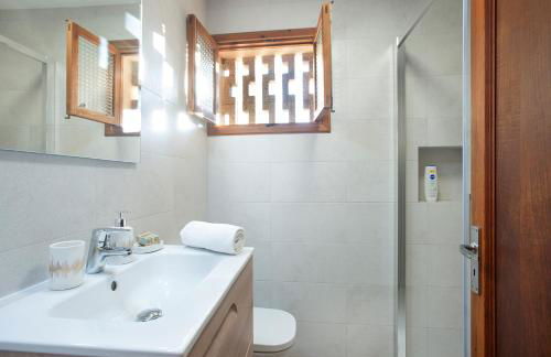 Owl Booking Villa Mariner - 5 Min Walk to the Beach - Photo 13