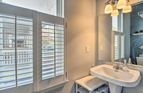 Cozy Indianapolis Home with Private Hot Tub! - Foto 17