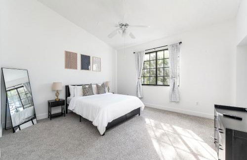 Bright open Townhome Delray Beach - Photo 15