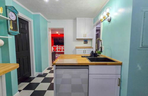 Rock N Roll, Mins to CP & SF, King, Pet OK - Foto 15