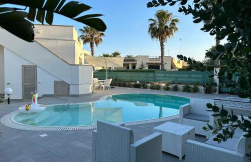 "The Pearl of Sicily" with new salt pool 50m from the beach - Foto 1