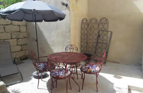 A fleur de rue appartement climatisé Uzès centre - Foto 16