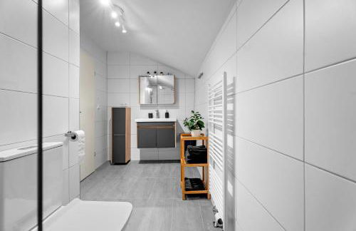 Modern House "Brick Lane" with Terrace and Wintergarden - LOFTIGO - Photo 61