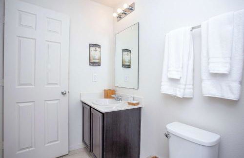 Family Friendly 4 Bedrooms with GameRoom close to Disney in Compass Bay 5103 - Foto 100