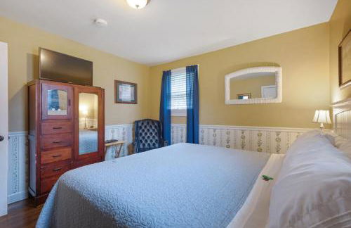 Brenda Lee History 4BR Retreat Pool Hot Tub - Photo 54