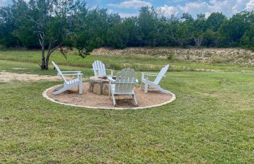 Hill Country Escape Family Home with Outdoor Oasis - Foto 33