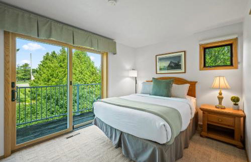 Holiday by the Bay Unit A-4 by Simple Life Rentals - Foto 1