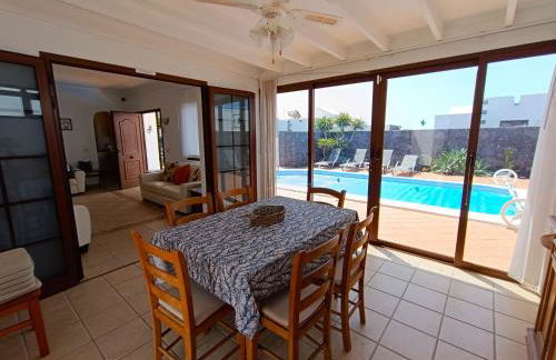 Casa Lagarto heated pool aircon central Playa Blanca - Foto 20