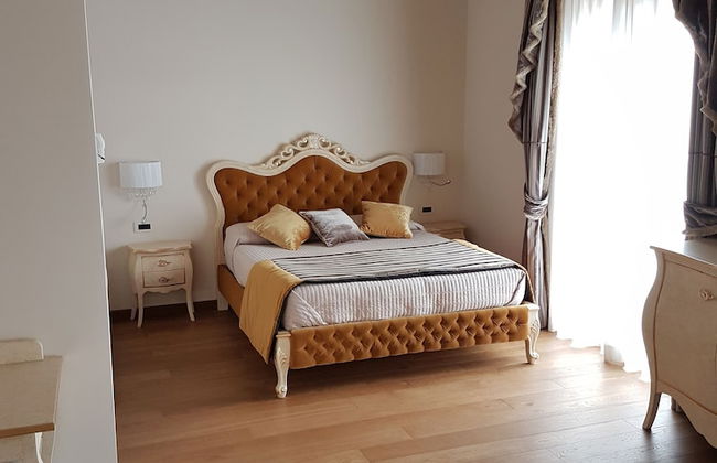 Agriturismo De Luca - Photo 1