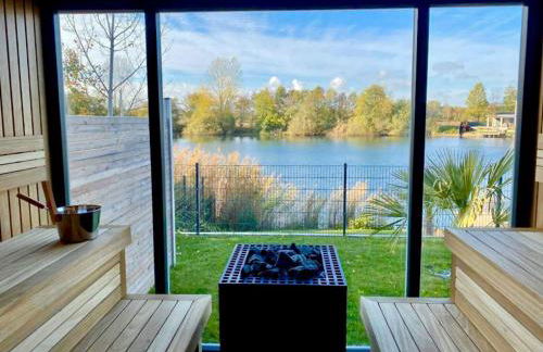 Seevilla am See mit Sauna, Kamin, privatem Steg und Seezugang - Foto 16