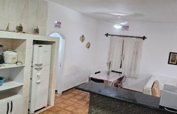 Casa Maravilhosa, Pé na Areia com Piscina, Área Gourmet com Churrasqueira em Deck Coberto Frente a Piscina, Mesa de Bilhar, 4 Quartos Confortáveis, Sendo 2 Suítes, Cozinha Americana e Sala de Jantar, Ampla Garagem para 6 Carros - Mercado na rua da Casa - Photo 14