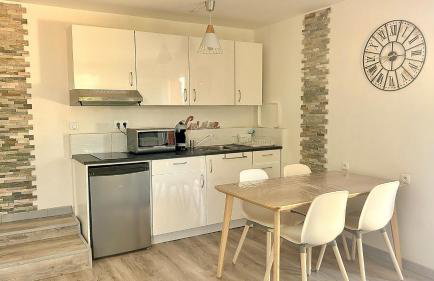 2 hébergements - 10 couchages - parking, piscine, jacuzzi - convivialité - Photo 24