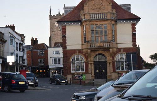 Relax with the whole family at the cosy cottage - Business rates available please enquire - Foto 17