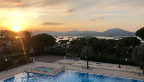 Appartement 60m2 piscine au coeur de Saint-Tropez - Photo 3