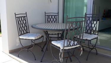 Silver Coast Holiday - Photo 5