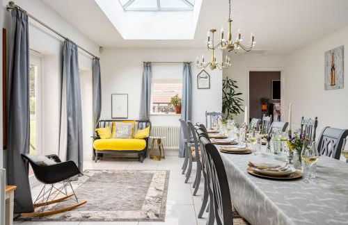 Cotswold Cheltenham, whole house with hot tub - Photo 11