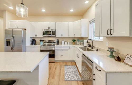 Massive 3 bedroom close to the water - Foto 18