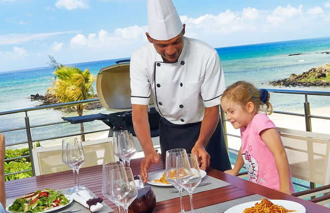 Bon Azur Beachfront Suites & Penthouses with LOV - Photo 57