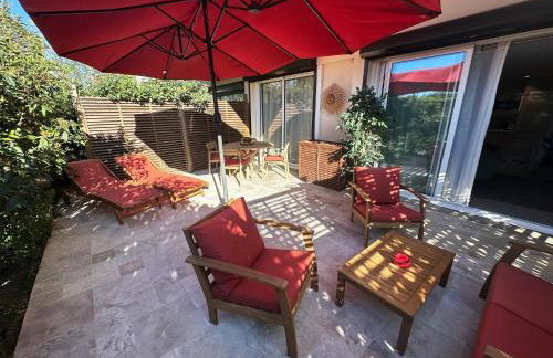Appartement entièrement rénové avec Terrasse - Foto 12