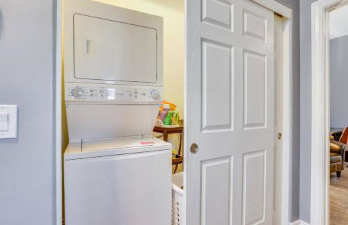 Apartment 2 Mi to Chase Field and PHX Arena! - Photo 18