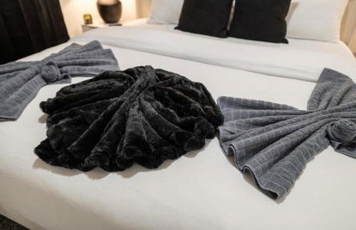 Stylish 3-Bedroom Retreat Minutes to NYC - Foto 13