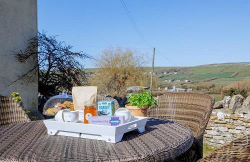 Dorset Farmhouse - Photo 25