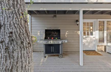 Hidden Oaks Farmhouse by Avantstay Hot Tub, Deck - Foto 74