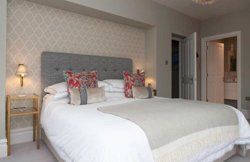 Ultimate Coastal Luxury - 5 Bed, Spacious, Parking, Hot Tub - Foto 62